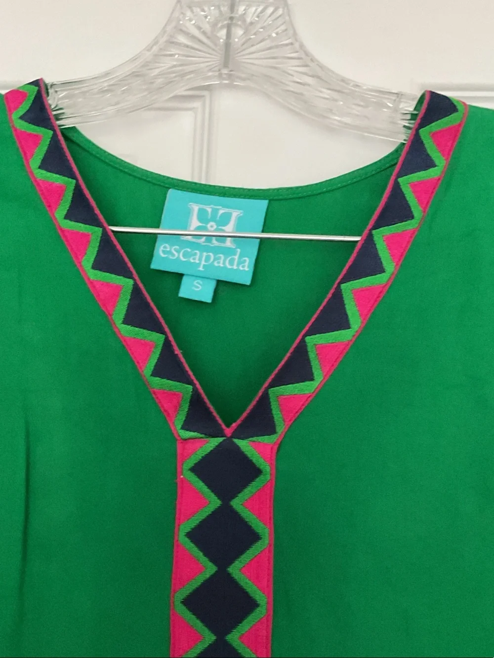 Escapada green Top with Pink & Navy Trim